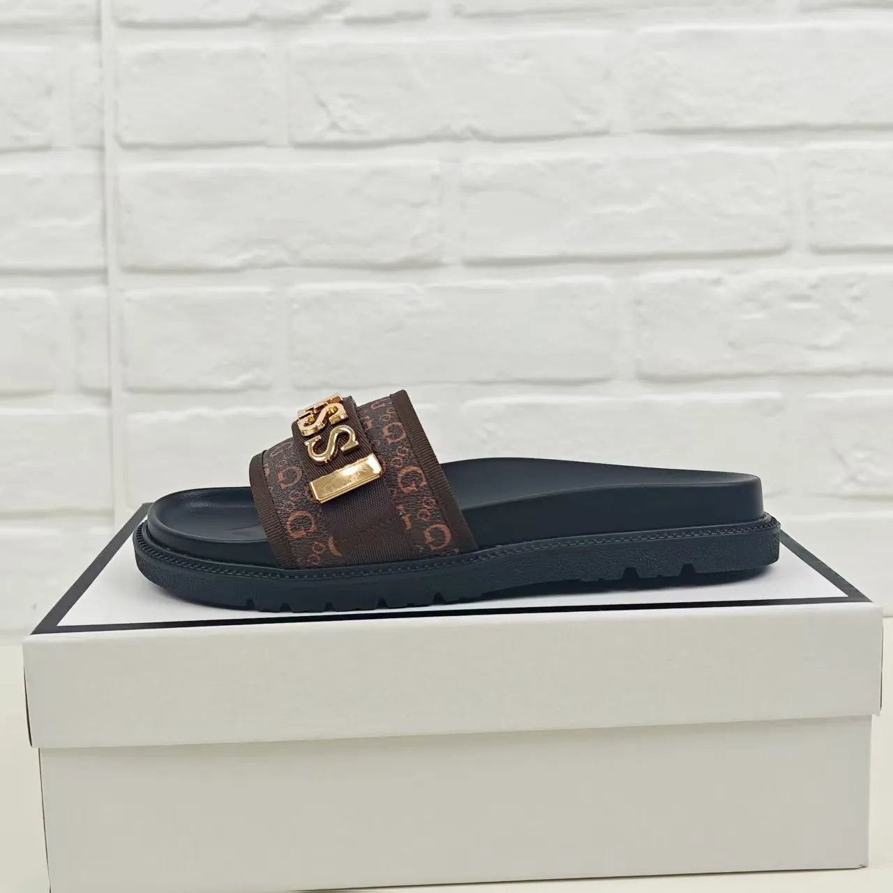 LOGO SLIDE SANDALS