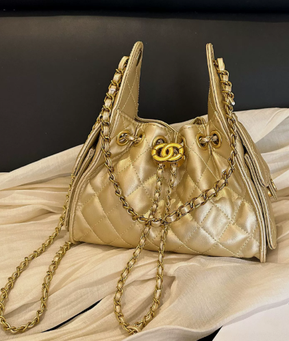 Tusela Tasche 2026