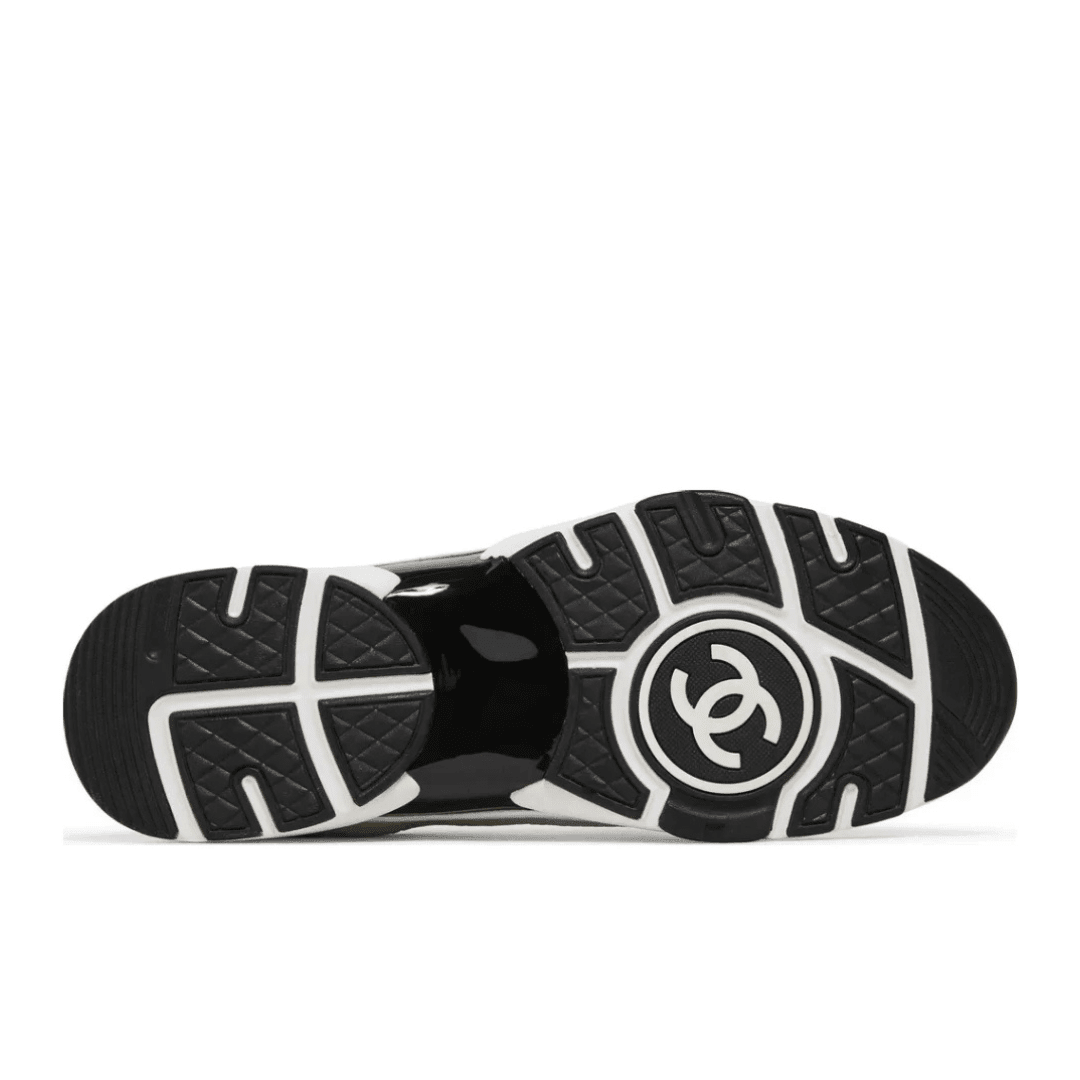 Runner White