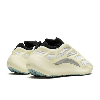 YZY - 700 V3 'Azael'