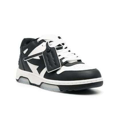 Off 'OOO' Black