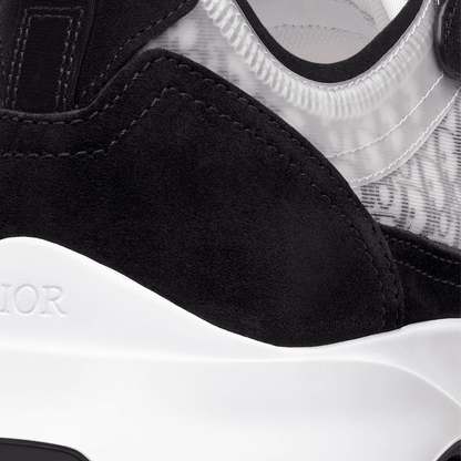 B25 White Black