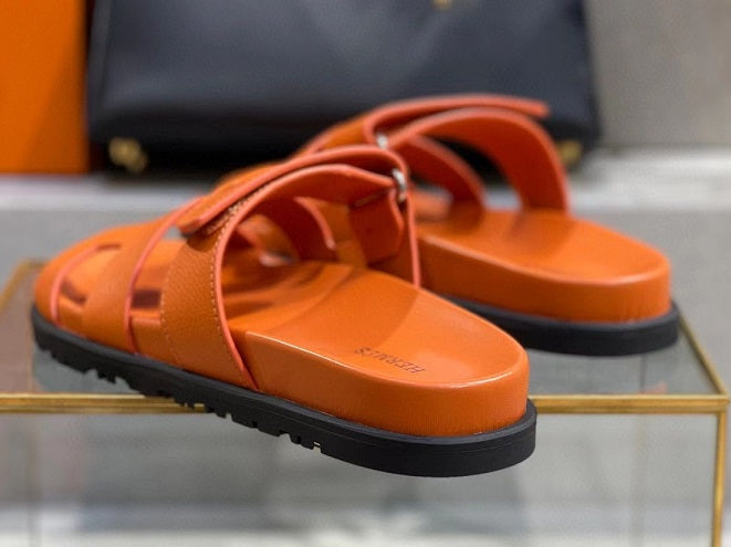 HRMS FLAT SANDALS