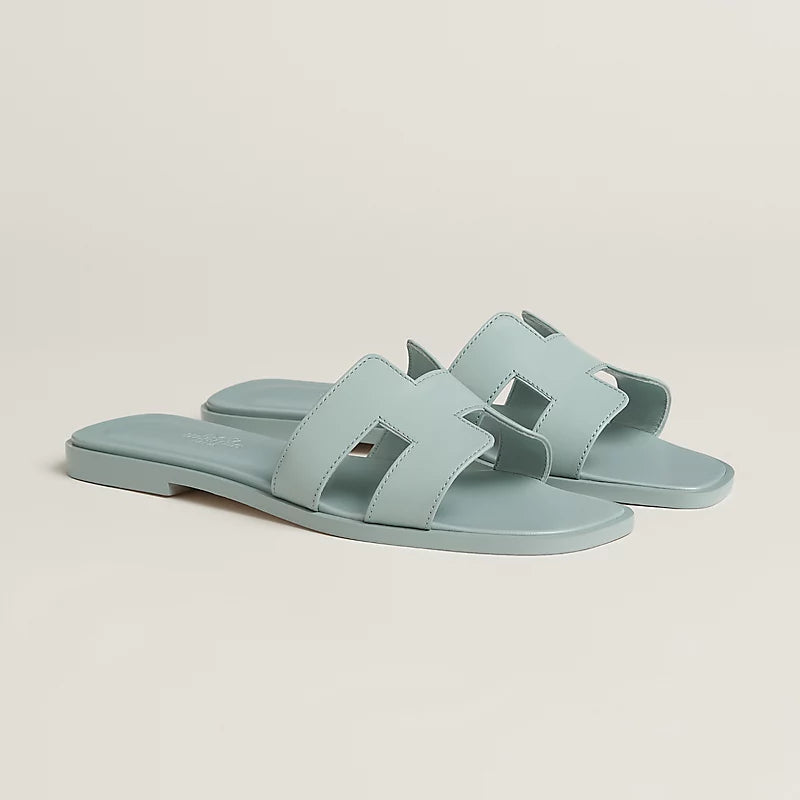 HRMS Sandalen