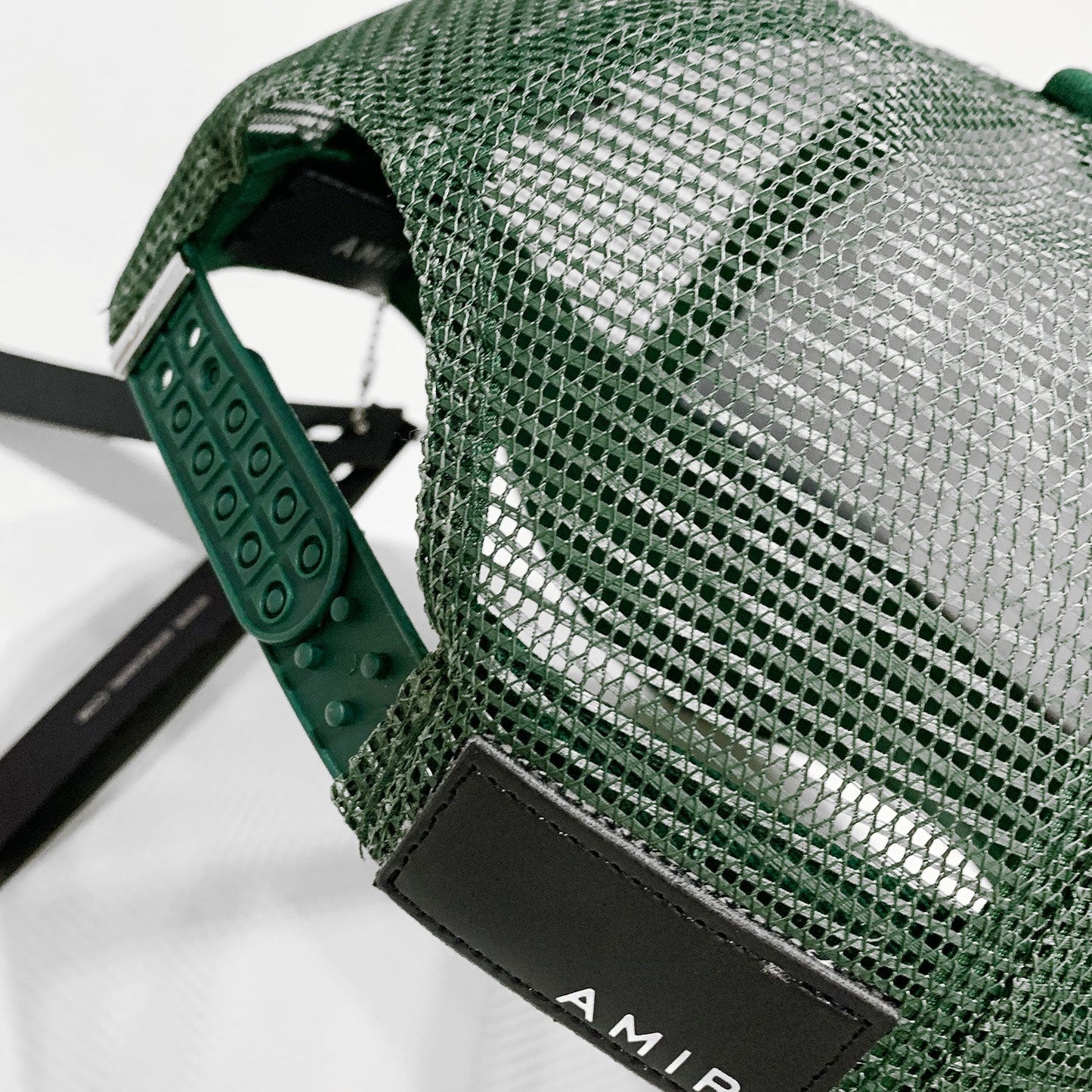 Amr Cap