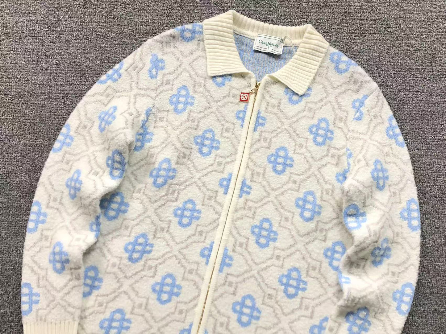 C - SWEATER