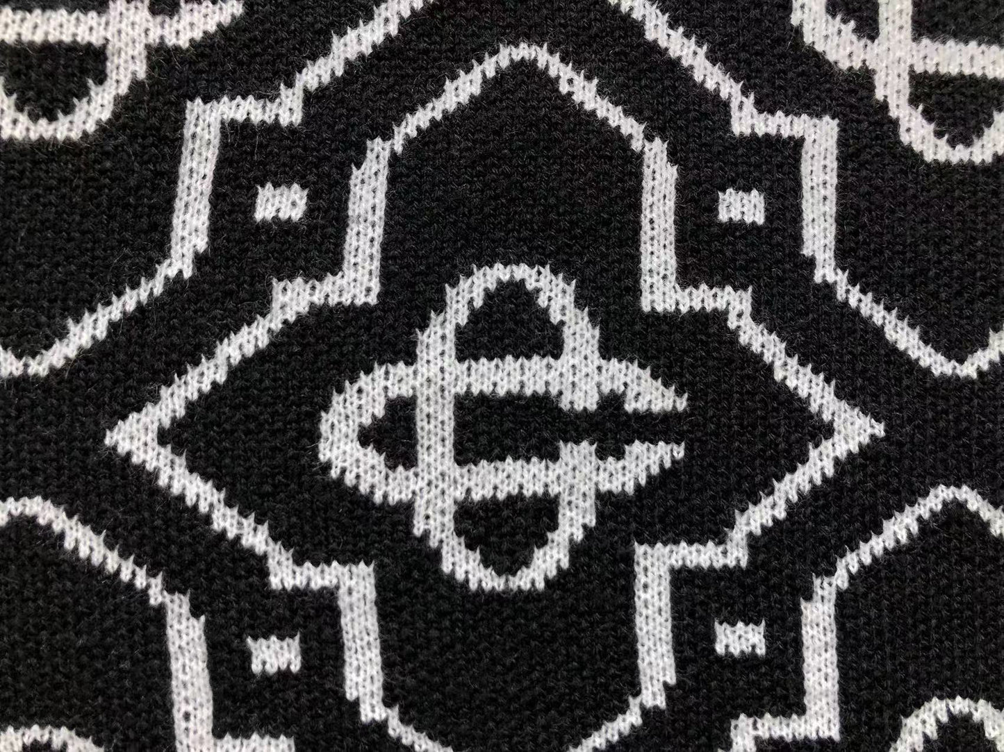 C - SWEATER