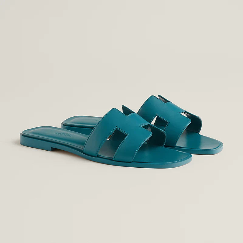 HRMS Sandalen