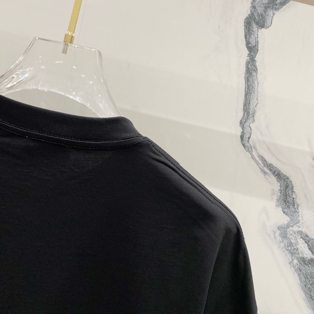 V - TSHIRT