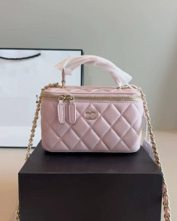 PINK BOX VANITY BAG- MIT SPIEGEL