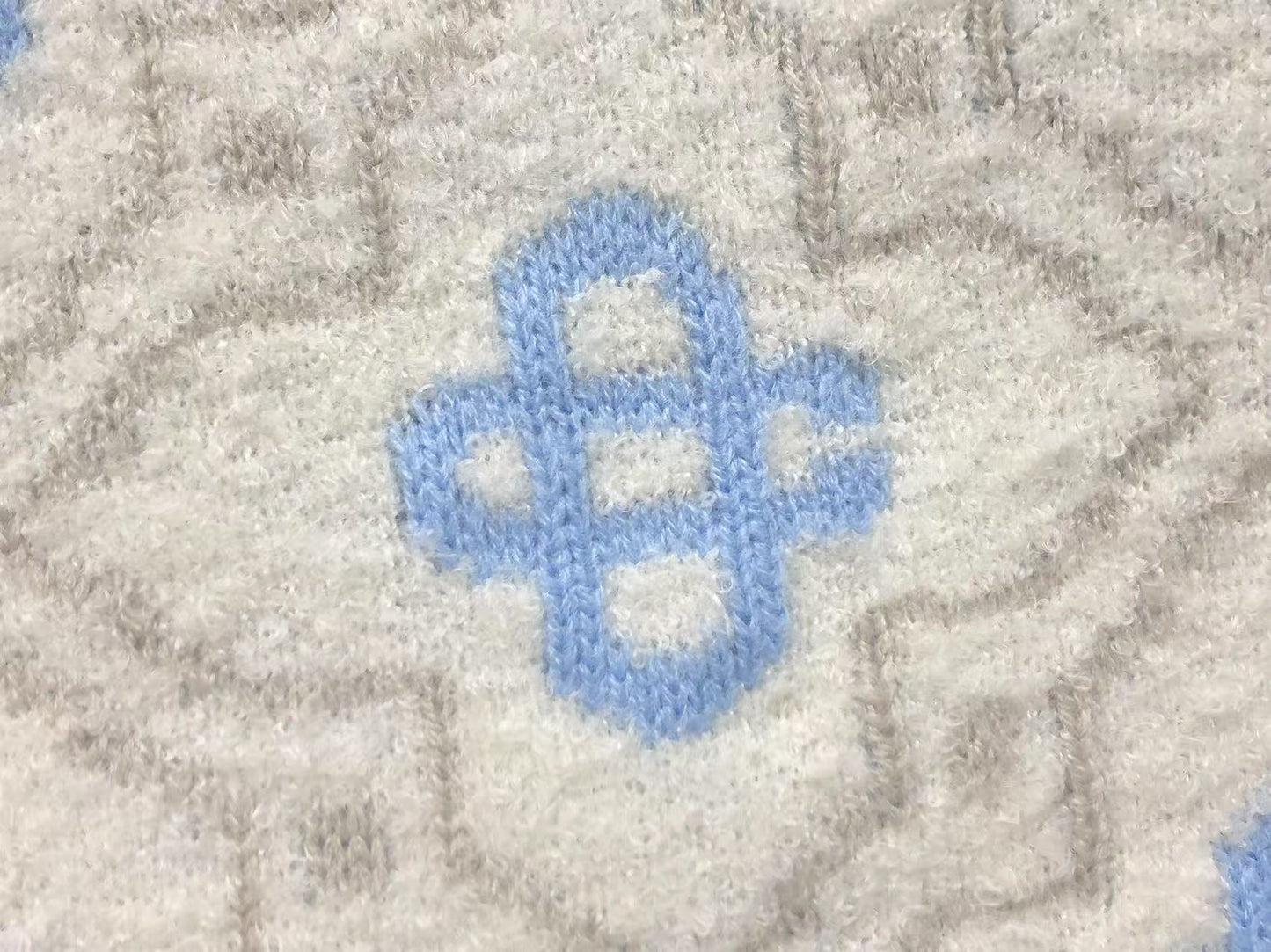 C - SWEATER