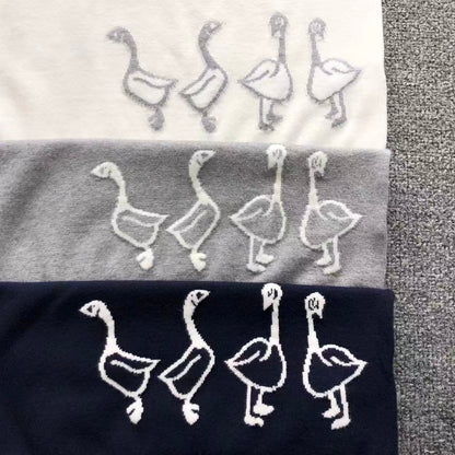 T - SWEATER