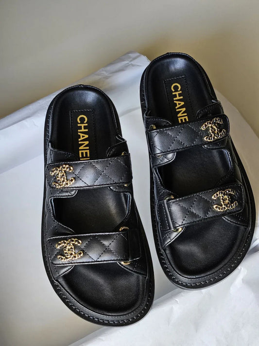 BLACK STRAP SANDALS