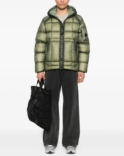 CP Jacke viral