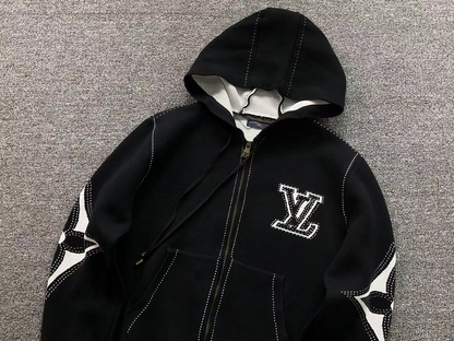 LOUIS V ZIPPER