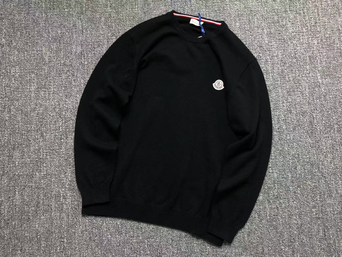 M SWEATER