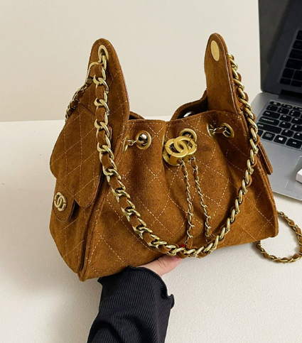 Tusela Tasche 2026