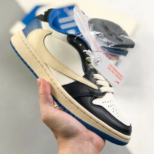 N - SNEAKERS