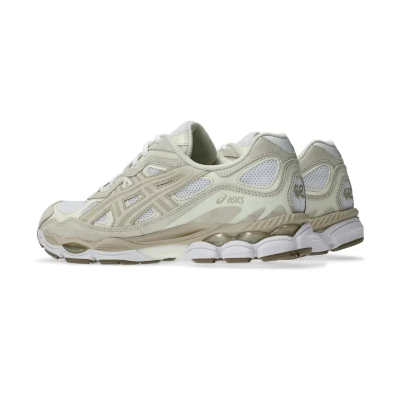 RUNNER SNEAKERS