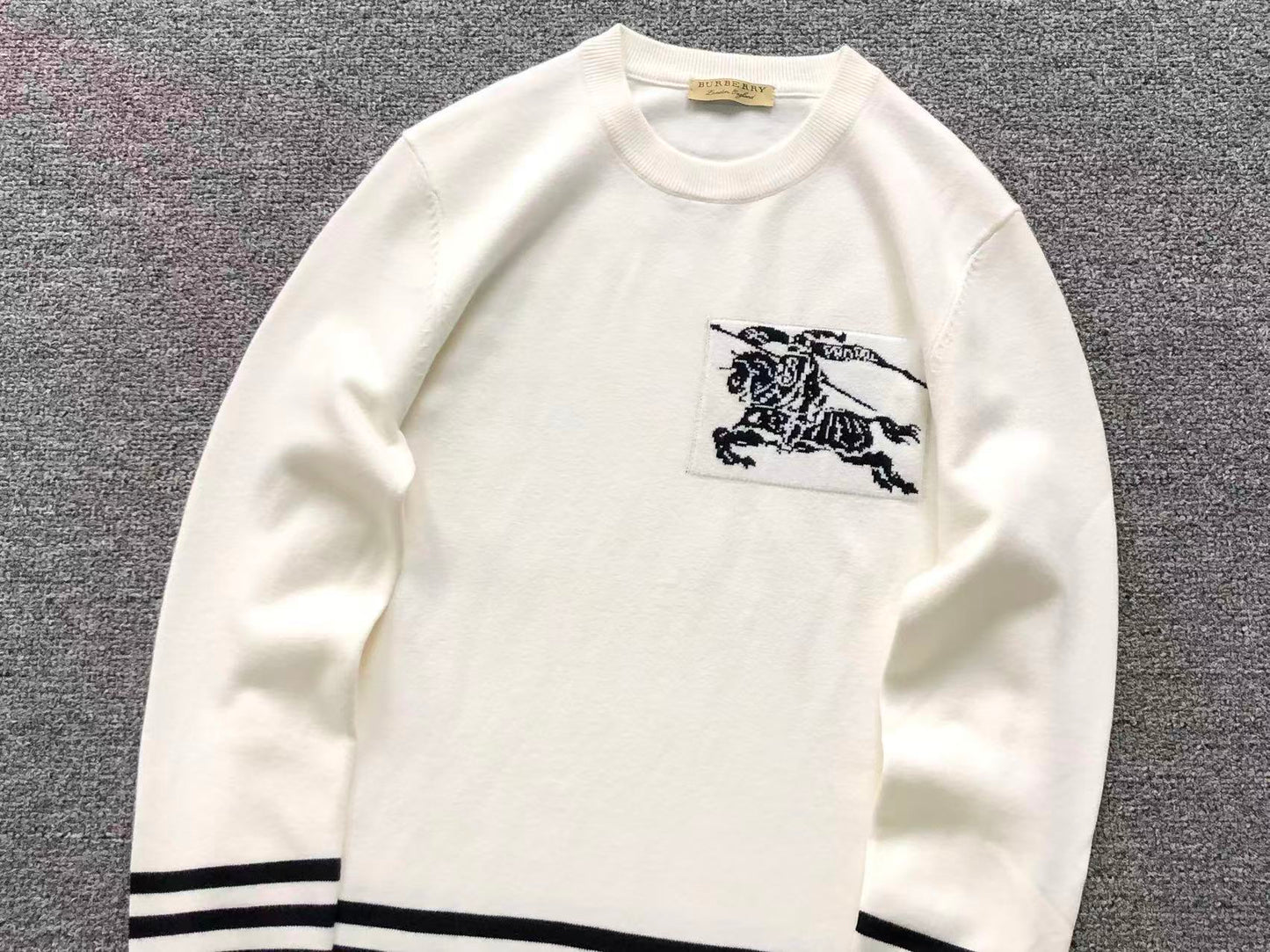 B - SWEATER