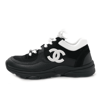 Runner Black White