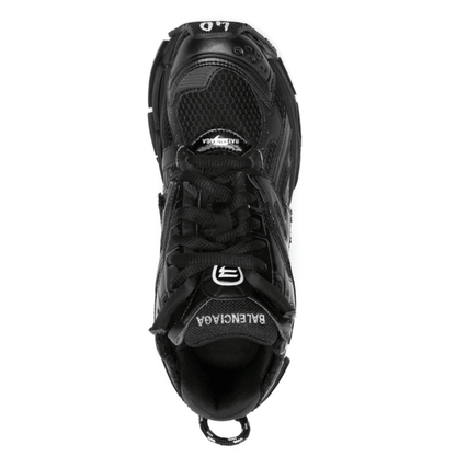 Track Runner Black